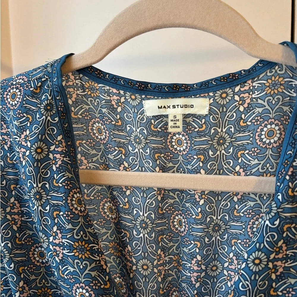 Max Studio Blue and Black Long Sleeve Dress - Picture 2 of 3